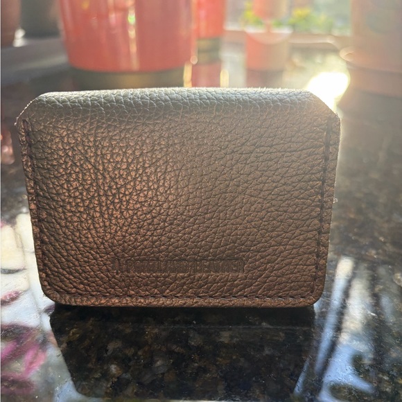 Portland Leather Lovebug Plus Wallet in Stardust 🎇 - Picture 3 of 7